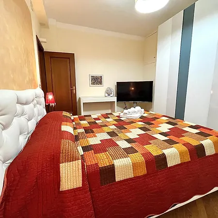 Puccini A 6 Minuti In Bus O Auto Dalla Stazione Apartment La Spezia