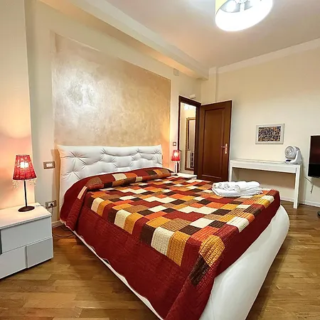 Puccini A 6 Minuti In Bus O Auto Dalla Stazione Apartment *