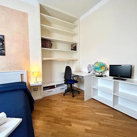 Puccini A 6 Minuti In Bus O Auto Dalla Stazione Apartment *