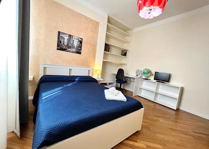 Puccini A 6 Minuti In Bus O Auto Dalla Stazione Apartment La Spezia