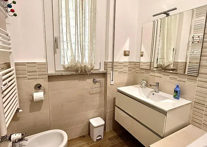 Apartment Puccini A 6 Minuti In Bus O Auto Dalla Stazione *