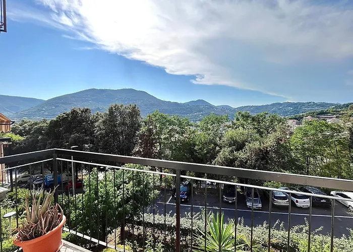 Puccini A 6 Minuti In Bus O Auto Dalla Stazione